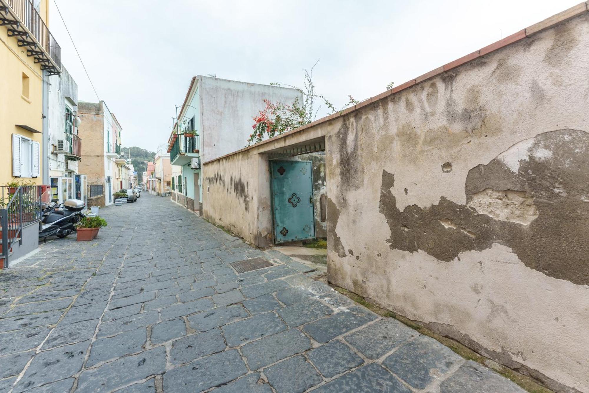 Bassa Marea, Grazioso Alloggio. Apartment Procida
